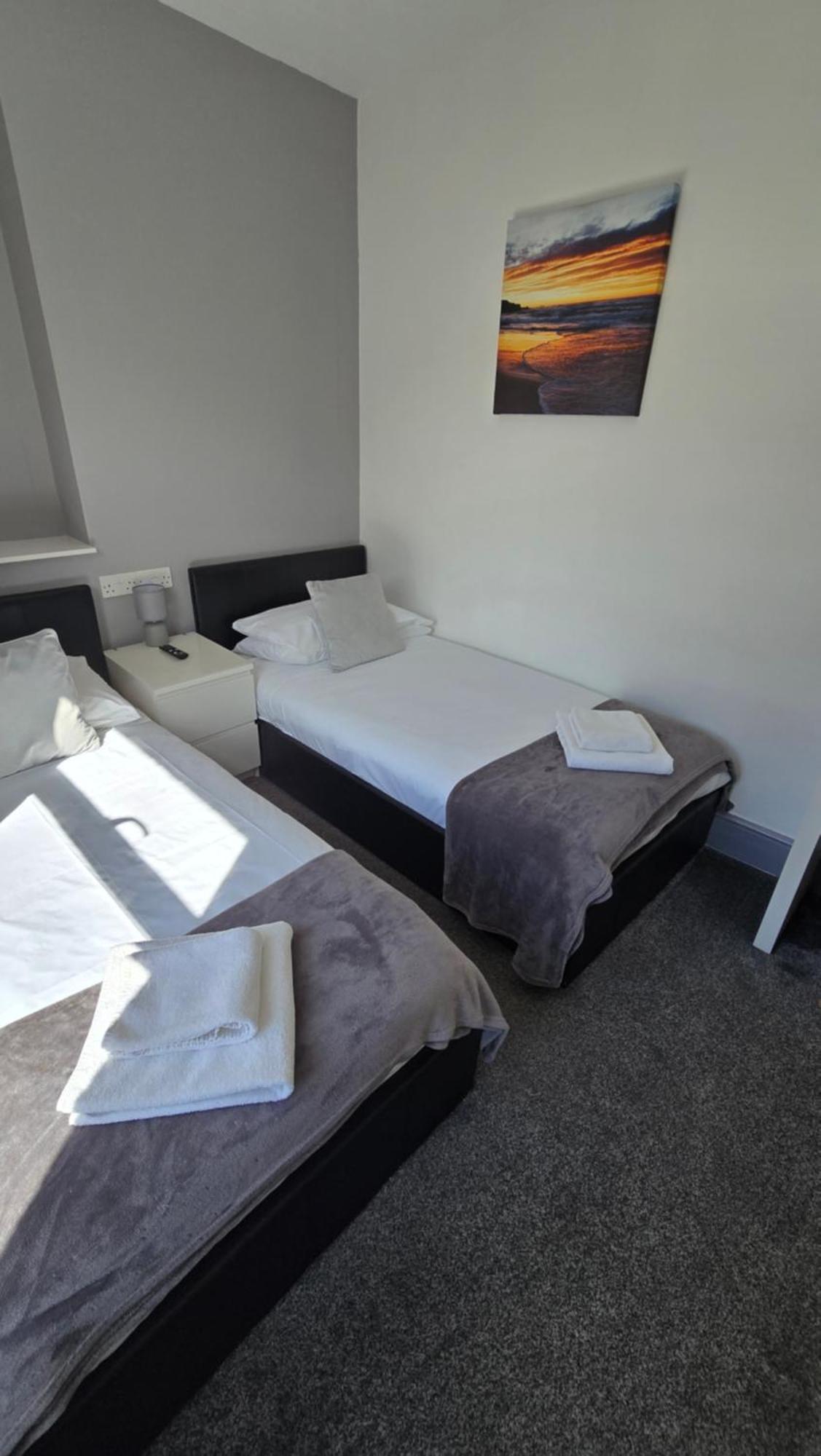 Y Gwynedd Inn Llanberis Bagian luar foto