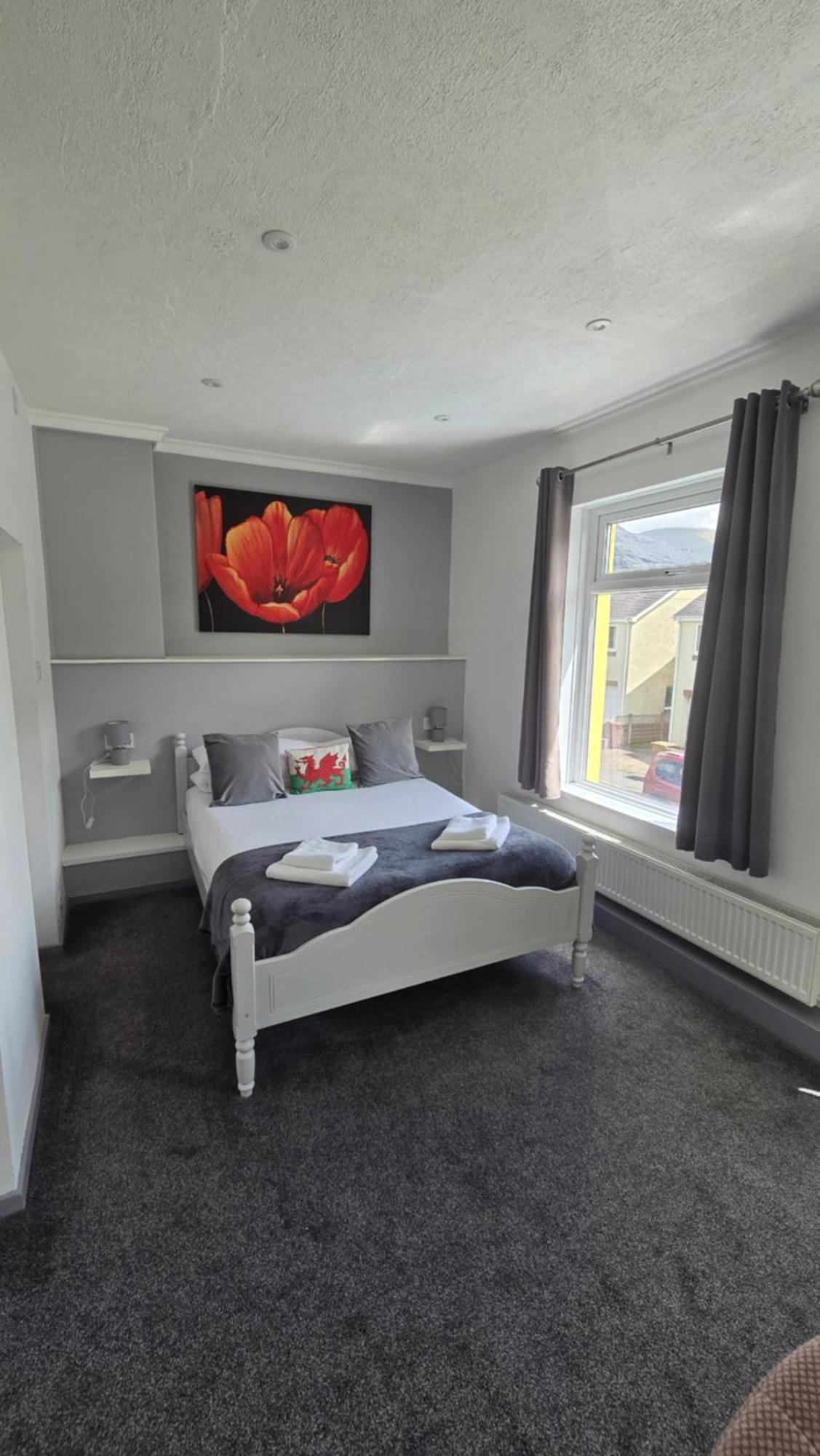 Y Gwynedd Inn Llanberis Bagian luar foto